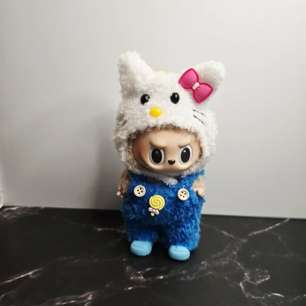 Hello Kitty Labubu Outfit & Shoes - Picture 1 of 3